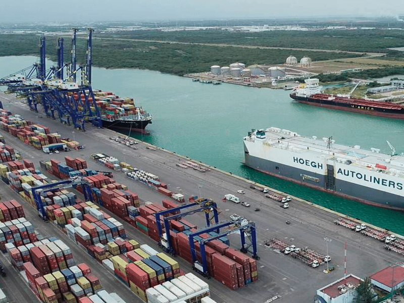 México vuelve al déficit comercial en septiembre pese al impulso exportador